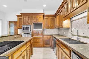 550 Atlanta Country Club Dr SE, Marietta, GA 30067 - Photo 11