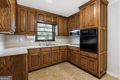 1711 Hebron Church Road, Statham, GA 30666 - Photo 9