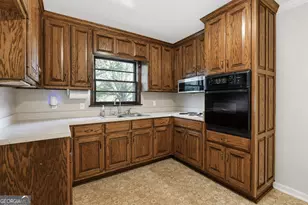 1711 Hebron Church Rd, Statham, GA 30666 - Photo 9