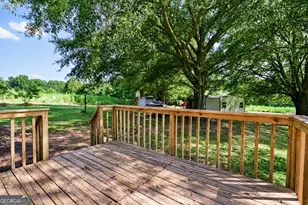 1711 Hebron Church Rd, Statham, GA 30666 - Photo 23