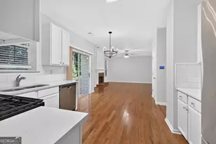1942 Ashwood Grove Dr, Snellville, GA 30078 - Photo 11