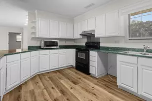 133 S Richardson St, Mount Vernon, GA 30445 - Photo 11