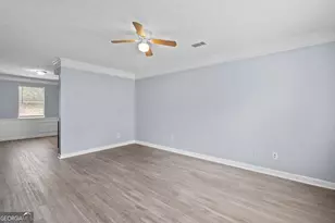 360 N 19th St, Griffin, GA 30223 - Photo 5