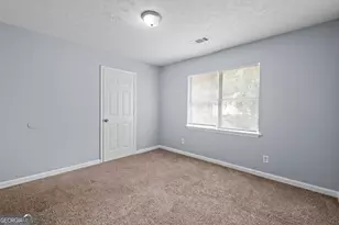 360 N 19th St, Griffin, GA 30223 - Photo 13