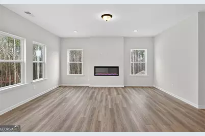 550 Grover Street, Hoschton, GA 30548 - Photo 7