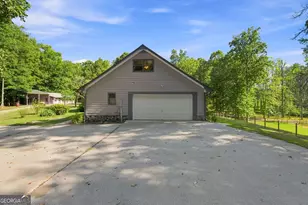 706 Fredonia Church Rd, Barnesville, GA 30204 - Photo 3