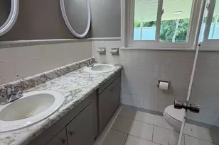 380 N Lexington St, Lyons, GA 30436 - Photo 15