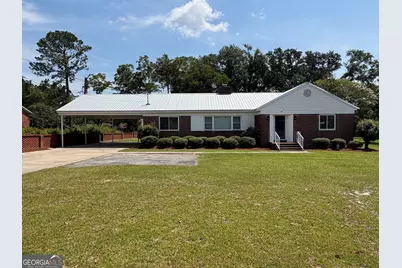 380 N Lexington Street, Lyons, GA 30436 - Photo 1