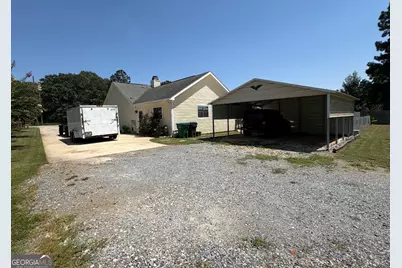 913 N Houston Lake Boulevard, Warner Robins, GA 31093 - Photo 5