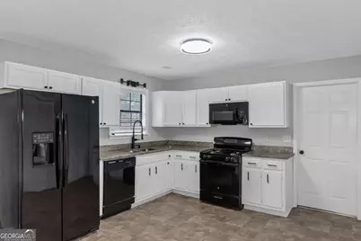 321 Summerwood Lane, Stockbridge, GA 30281 - Photo 7
