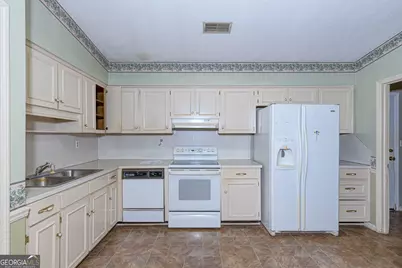 6814 Buckeye Way, Columbus, GA 31904 - Photo 9
