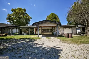 2144 Boar Tusk Rd NE, Conyers, GA 30012 - Photo 35