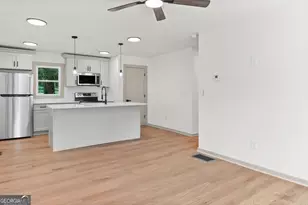 1111 Parkview Dr, Griffin, GA 30224 - Photo 5