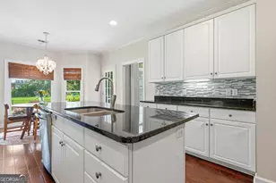 12 Baymeadow Ln, Savannah, GA 31405 - Photo 9