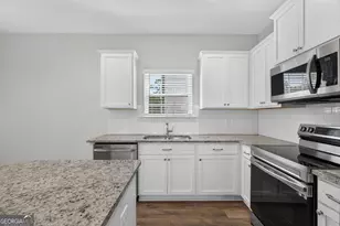 572 Brightleaf Cir, Hinesville, GA 31313 - Photo 19