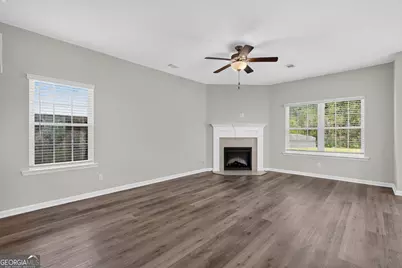 572 Brightleaf Circle, Hinesville, GA 31313 - Photo 11
