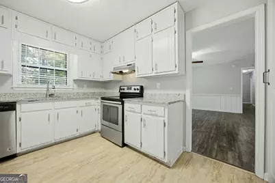 2384 Three Bars Drive, Snellville, GA 30078 - Photo 7