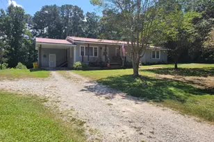 1131 E Main St, Hogansville, GA 30230 - Photo 3