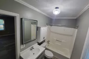 1131 E Main St, Hogansville, GA 30230 - Photo 27