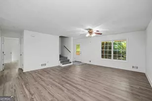 3797 Jonathans Roost Rd, Williamson, GA 30292 - Photo 9