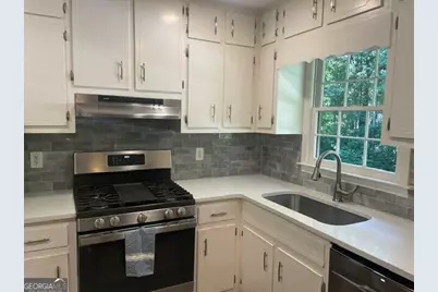 2275 Post Oak Drive, Duluth, GA 30097 - Photo 9