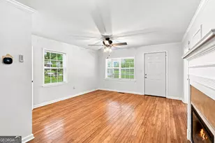1047 SW Peeples Street SW, Atlanta, GA 30310 - Photo 9