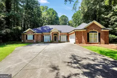 2434 Creekside Trace, Jonesboro, GA 30236 - Photo 1
