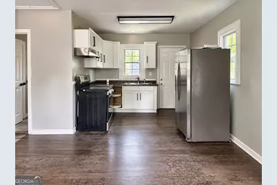 1328 Womack Avenue, East Point, GA 30344 - Photo 5
