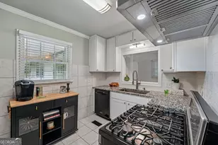 2120 Meadowbrook Ln SE, Marietta, GA 30067 - Photo 7