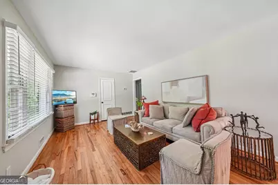 2120 Meadowbrook Lane SE, Marietta, GA 30067 - Photo 3