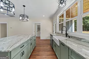 39 Virginia St, Lavonia, GA 30553 - Photo 13