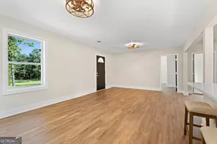 92 Circle St, Forsyth, GA 31029 - Photo 9