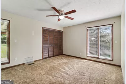 114 Meadowland Trail, Lagrange, GA 30240 - Photo 15