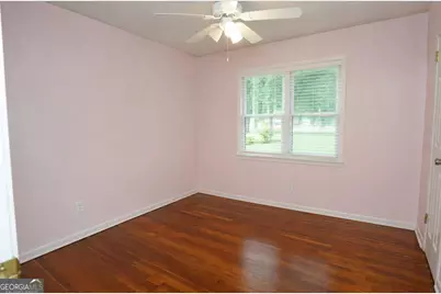 613 Sheppard Rd, Stone Mountain, GA 30083 - Photo 13