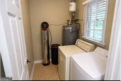 613 Sheppard Rd, Stone Mountain, GA 30083 - Photo 15