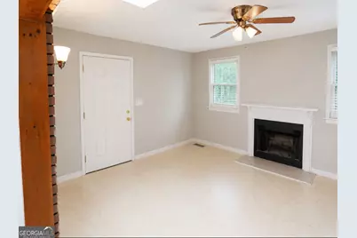 613 Sheppard Rd, Stone Mountain, GA 30083 - Photo 7