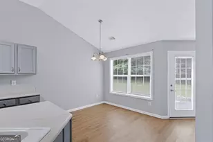 1610 Brisbane Dr, Dacula, GA 30019 - Photo 7
