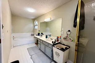 1890 Dovonshire Rd S W, Marietta, GA 30064 - Photo 15