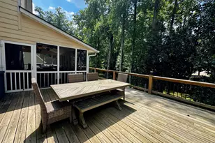 1890 Dovonshire Rd S W, Marietta, GA 30064 - Photo 25