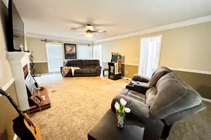1890 Dovonshire Rd S W, Marietta, GA 30064 - Photo 3