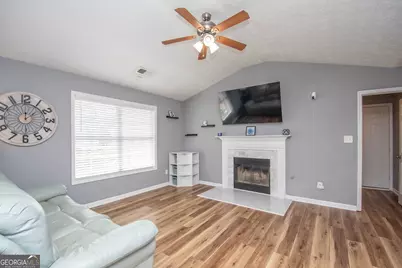 22 Lexington Drive, Grantville, GA 30220 - Photo 5