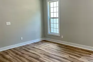 148 Holmes St, Barnesville, GA 30204 - Photo 21