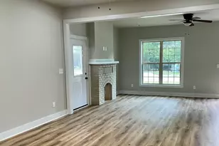 148 Holmes St, Barnesville, GA 30204 - Photo 13