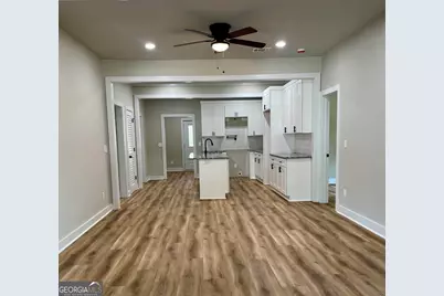148 Holmes Street, Barnesville, GA 30204 - Photo 3