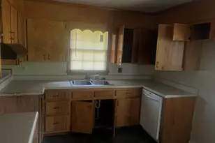 19 Harris Dr, Fort Valley, GA 31030 - Photo 3