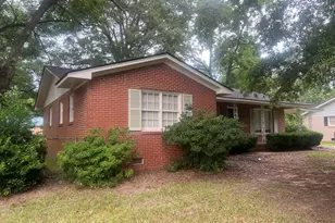 19 Harris Dr, Fort Valley, GA 31030 - Photo 1