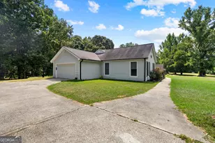 55 Manor Cir, Sharpsburg, GA 30277 - Photo 31
