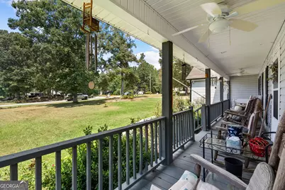 55 Manor Circle, Sharpsburg, GA 30277 - Photo 3