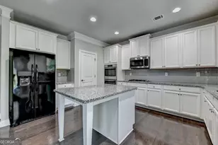 3860 Grandview Manor Dr, Cumming, GA 30028 - Photo 13