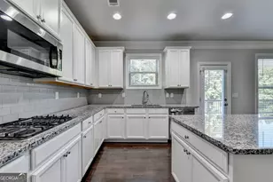 3860 Grandview Manor Dr, Cumming, GA 30028 - Photo 17